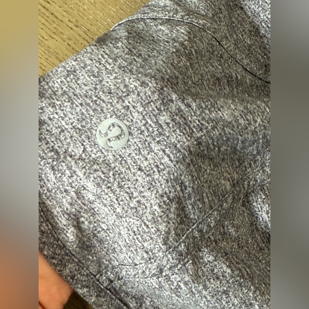 Lululemon Gray Women's Athletic Shorts size 8 - Picture 3 of 9